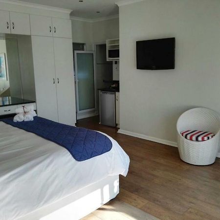 Ahoy Boutique Guest House Port Elizabeth Exterior foto
